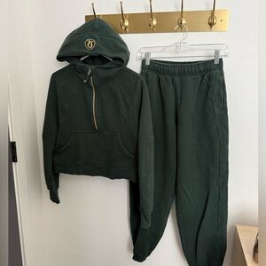 lululemon Women's Legacy Green Scuba Set